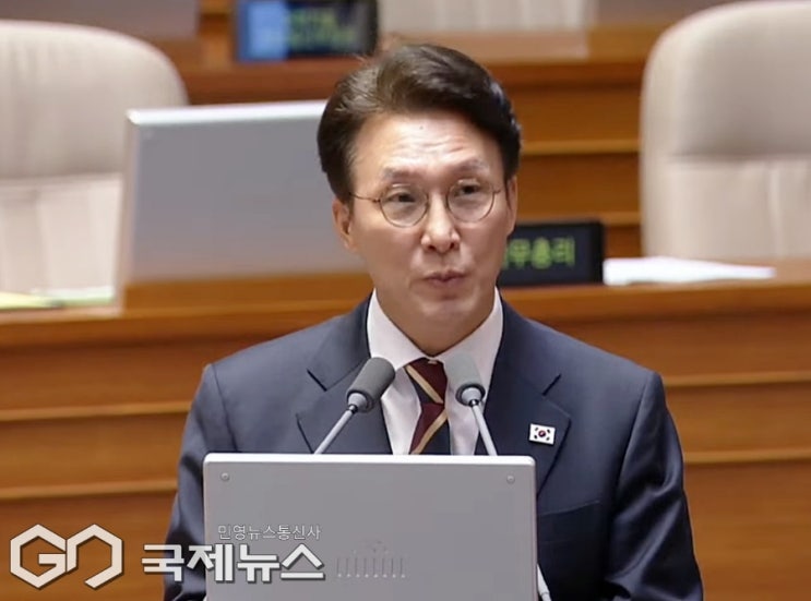 김민석 총리, ‘<b>비자 문제 해결</b>될 때까지 <b>미국</b> 투자 없다