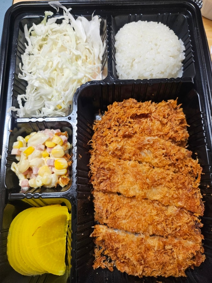 왕돈까스&왕냉면 봉천점 사진 4