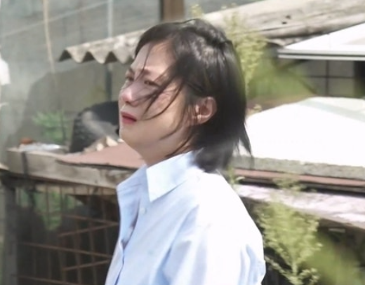  [프로필] ‘나 혼자 산다’ 박나래, 조부모님 집 앞에서 눈물… “너무 늦게 왔어”(ft. 나이, 키, 혈액형, 작품활동, 수상경력, 여담,논란,  MBTI)