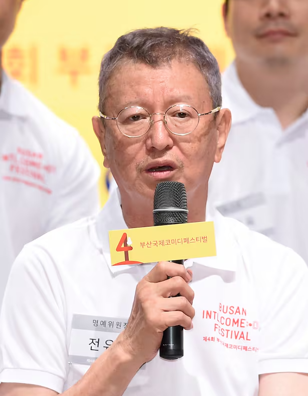 ‘개그계의 대부’ 전유성을... 뒤의 거인이었나. <b>전유성 별세</b>