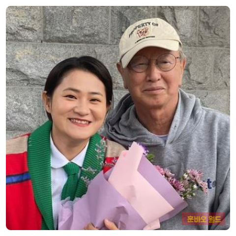 <b>전유성</b> 별세 소식에 이경실·김신영 등 후배들 눈물의 <b>추모</b> 행렬
