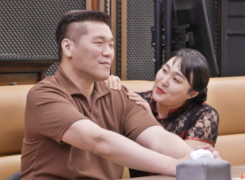  서장훈, ‘탕웨이 닮은 재력가 여친’과 1년째 열애? 