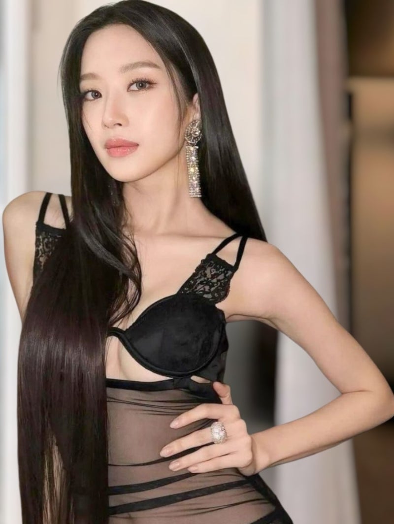 문가영 돌체앤가바나 전세계 난리난 언더붑 패션 시스루 란제리 원피스 여자 연예인 샌들