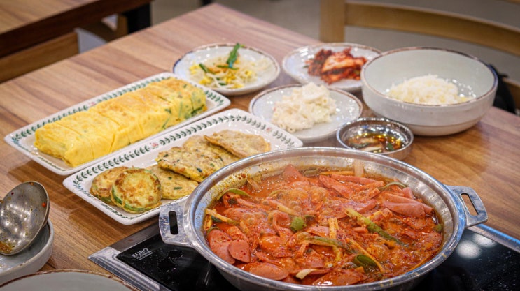  일산 킨텍스 근처 맛집 역전부대찌개 세트에 모둠전까지 나오는 가성비 점심 후기