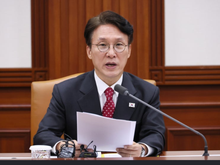 김민석 총리 “<b>비자 문제 해결</b> 전까지 <b>미국</b> 투자 불확실성... 