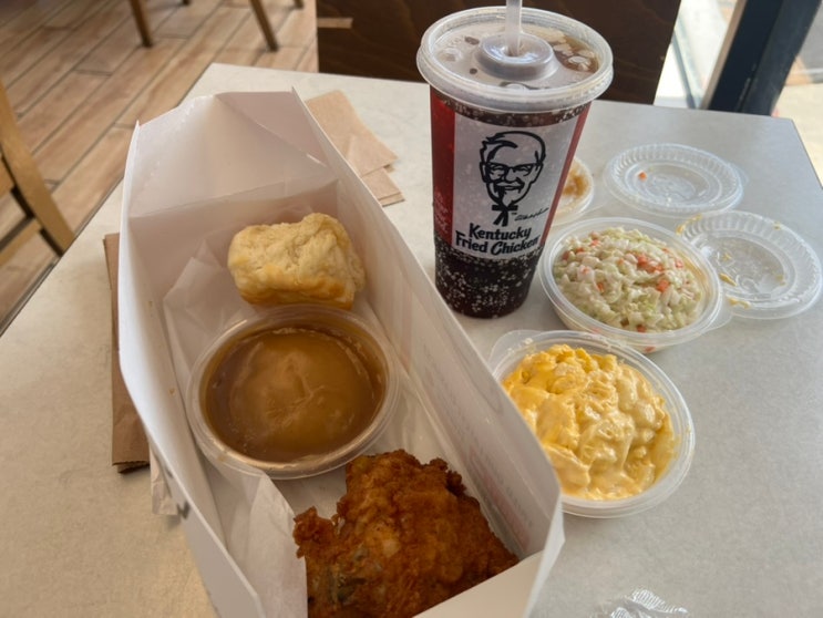  미국 LA여행 KFC 후기 메뉴 가격정보 코울슬로 추천