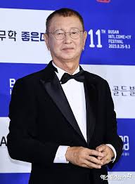 <b>故 전유성</b>님을 <b>추모</b>하며, 한국 코미디史에 새겨진 그의 전설적... 