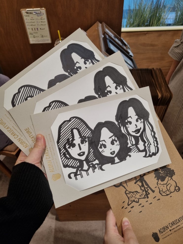  서울 명동 놀거리 이색 데이트 도토리 캐리커쳐