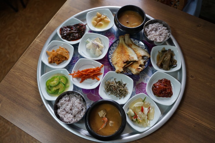  할머니 손맛 기대하고 간 남해 주란식당, 관광객에겐 글쎄?