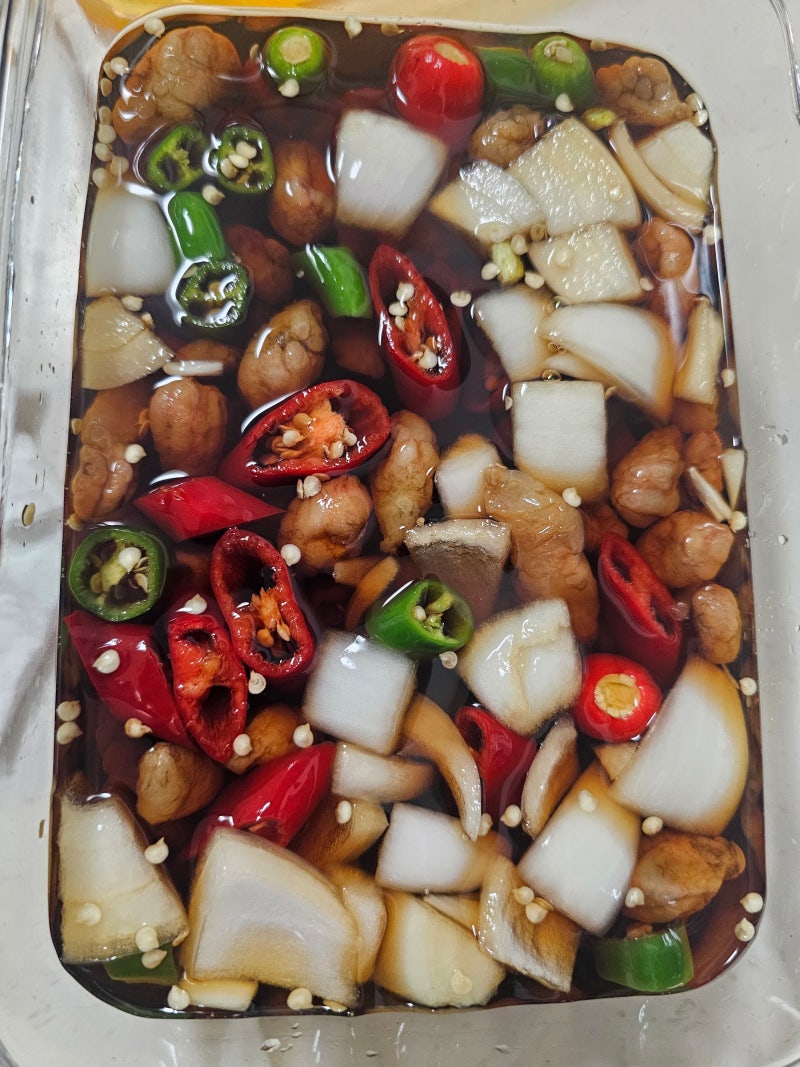 톡톡! 오독오독 식감 폭발, 바다 향 가득 오만둥이 장아찌 레시피!