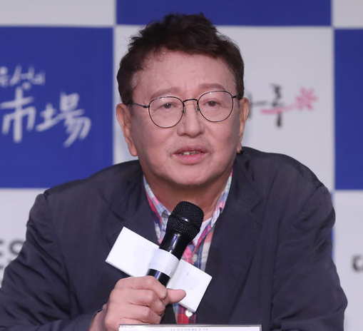 개그계 대부 <b>전유성</b> 별세, 향년 76세…제자 <b>김신영</b> 끝까지 곁... 