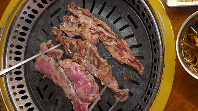  이태원맛집 돼지래스토랑 둘째 통갈매기살 숙성 고기의 진수를 맛보다