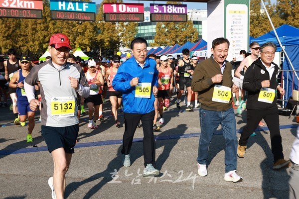  화순군 백아면에서 ‘제4회 무등산권 지오마라톤대회’ 개최..전국 1,450명 마라토너 참가