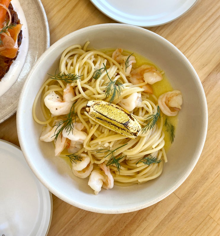  석촌역 맛집 더리피코너 : 싱그러운 공원을 품은 주차가능 송파 브런치 카페