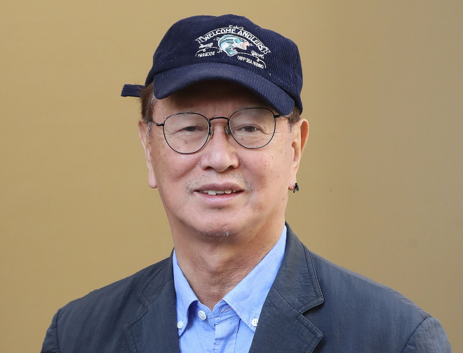[<b>추모</b>] <b>전유성 별세</b> 향년 78세 “산소호흡기 속에서도 농담을”... 