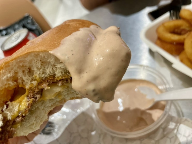 스타필드수원팝업 "리즈델리" 8년 연속 블루리본 맛집!!