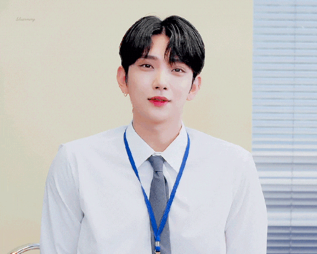 [SEVENTEEN 憑依小説] ケーキに囲まれたフォークは死ぬほど辛い_ 04.