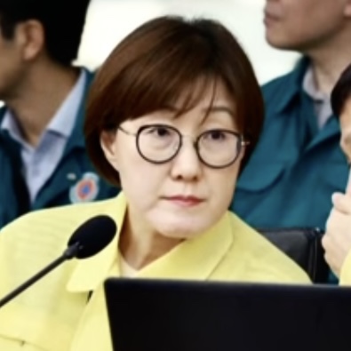 <b>김현지</b> 총무비서관, <b>국정감사</b> 불출석 <b>논란</b>! 이유? 이재명 대통령... 