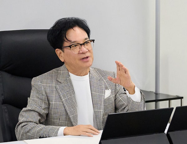 cj회장 이재현 삼성 이병철의 손자로서 cj 연예사업으로 키워