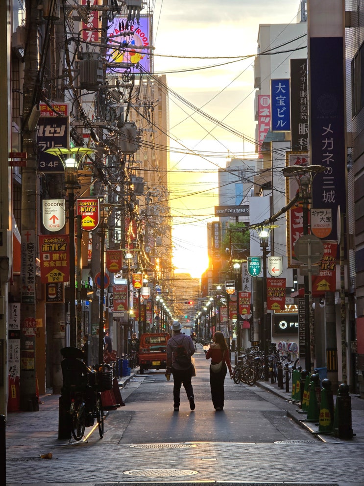  오사카 번화가 신사이바시스지, 혼마치 거리 아침 산책