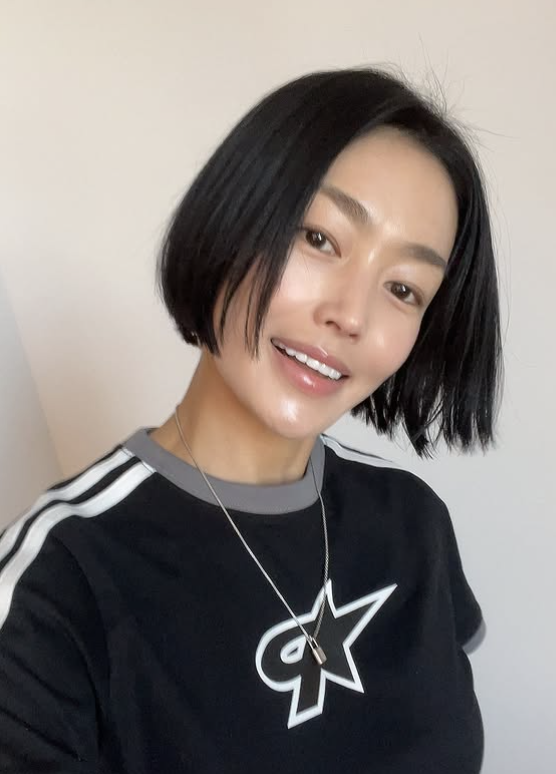 배우 송이우, 결혼 2년 만에 이혼 고백…"사회생활보다 더 힘들었다" 이유는
