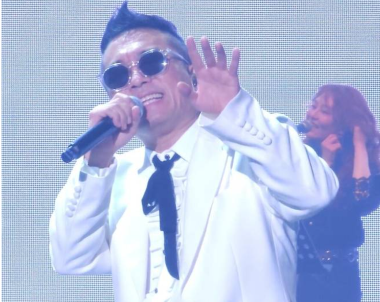 김건모 복귀 콘서트 근황 눈물 심경 성폭행 누명 무혐의 이혼 장지....