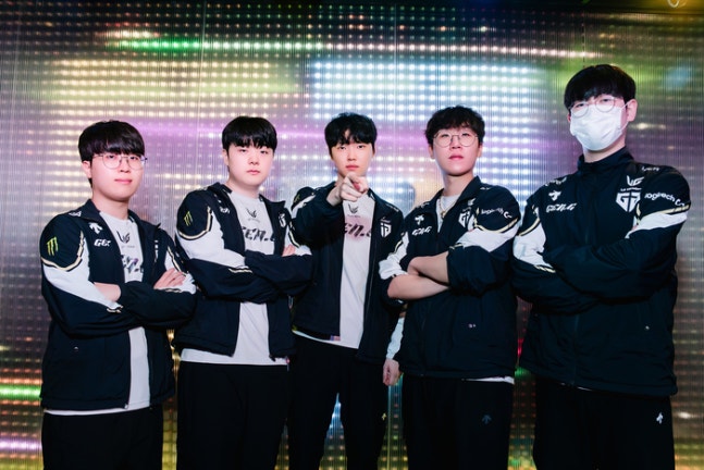 <b>젠지</b>, <b>KT 3-0</b>으로 잡고 결승 직행! 7시즌 연속 기록