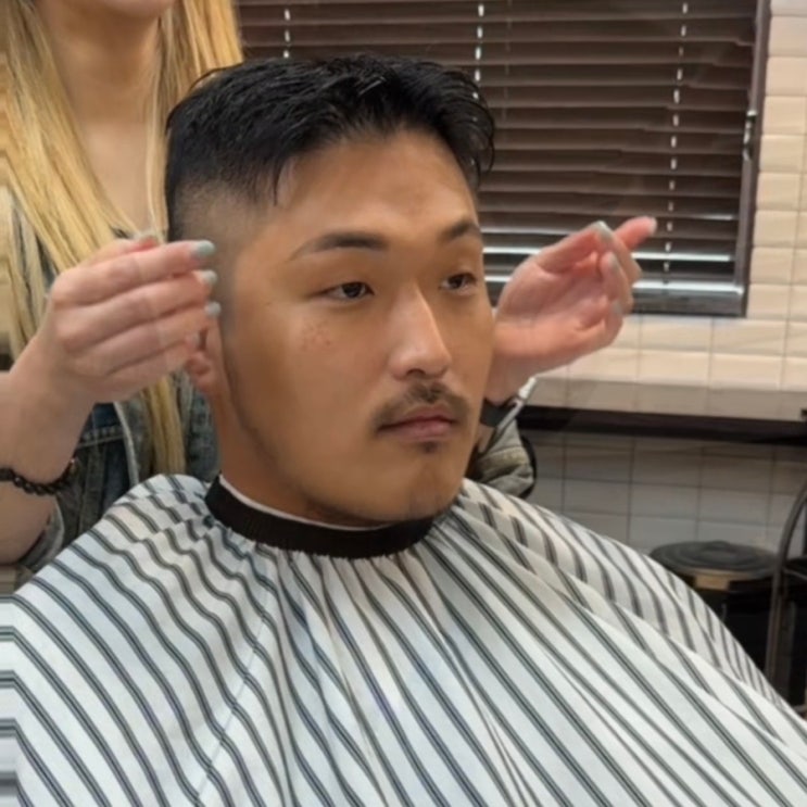  왕십리역 미용실 맨드 살롱 왕십리역점 짧은 머리의 끝판왕 페이드 컷