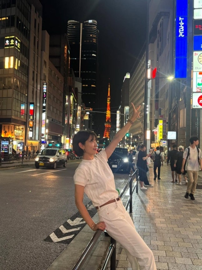박신혜, 35세 동안미모 눈길