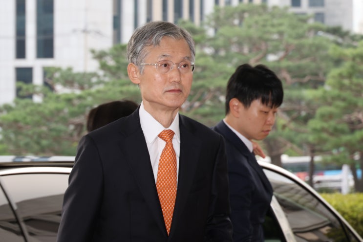 <b>조희대</b> 대법원장, 대선 개입 의혹 <b>청문회 불출석</b> 통보…여야... 