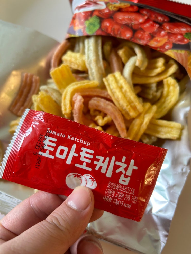  딥스낵의 원조! 케찹이 필수인 신상과자 <빙그레 비엔나 야채타임> 정보 및 후기