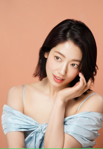 박신혜 단발 변신, 숏컷으로 더 어려졌다… 청순미와 세련미 동안미 강조하는 스타일링