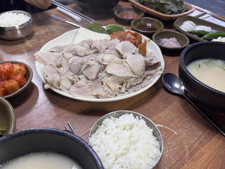  부산 신평 수백 맛집 영진돼지국밥 본점 내돈내산 후기