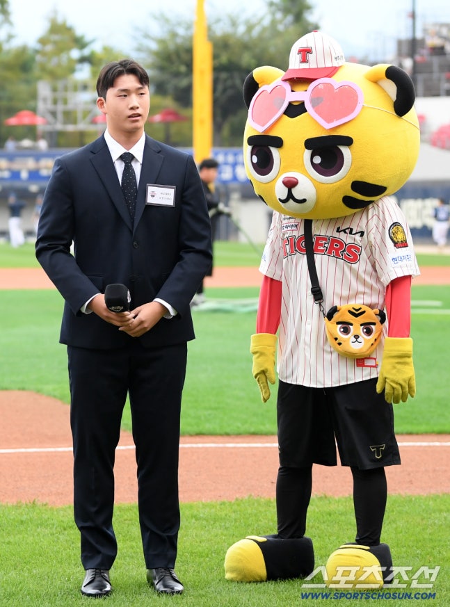전원 <b>계약 완료</b>! – 2라운드 <b>김현수</b>부터 11라운드... 
