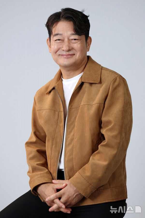 [인터뷰]"신인배우 조성하입니다"…예순살 청춘