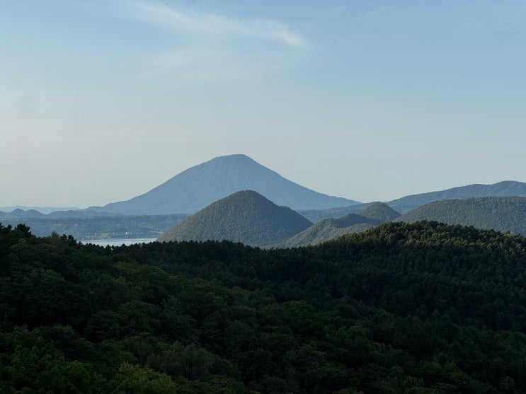  [일본여행] 북해도 가족여행 - 삿포로 렌트카 여행, 우스산 로프웨이 즐기기, 케이블카 가격, 도야호와 요테이산을 한눈에 볼수 있는 우스산 전망대, 주차, 기념품샵, 케이블카 할인