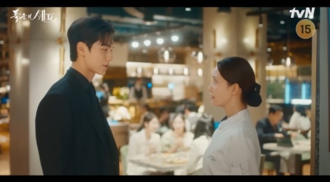 [드라마리뷰] '<b>폭군의 셰프</b>... 꽉 닫힌 해피엔딩과 글로벌 <b>흥행</b> 신화