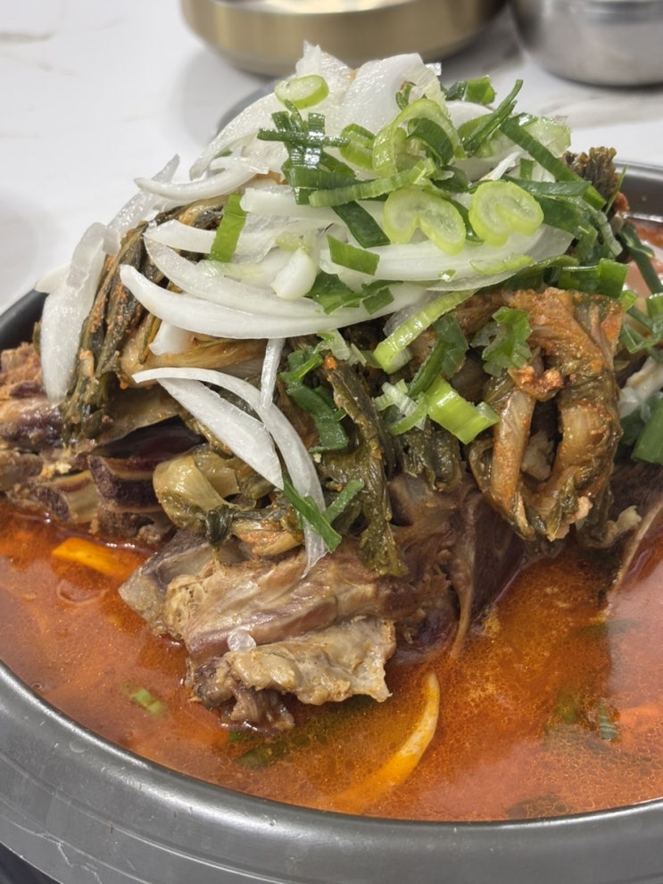  창원 감자탕 맛집, 매장이 넓고 깔끔한 "뼈굽남 남양점"