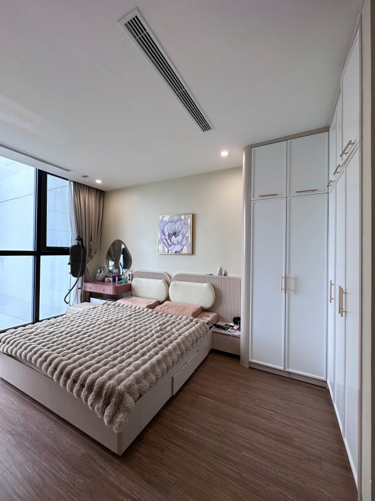  하노이 스카이레이크 S1 2룸 풀옵션 81m2 좋은 아파트 임대 알려드립니다 ( VINHOMES SKYLAKE )