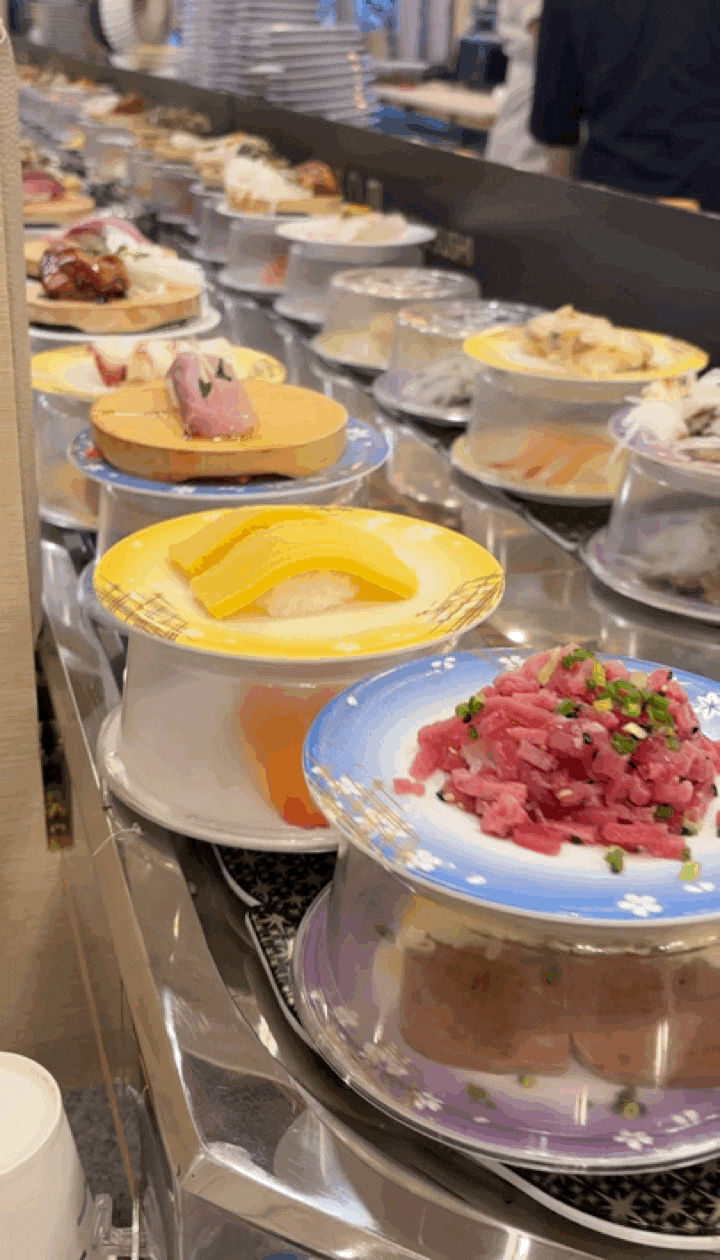  신선함으로 승부하는 김해 내동 회전초밥 맛집 "해루스시"