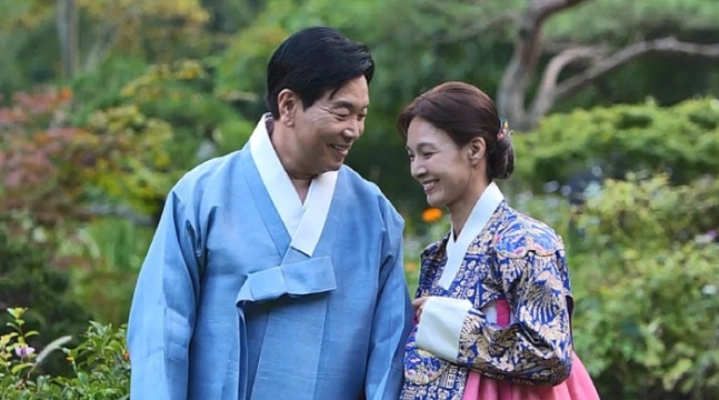 신랑수업 김일우·박선영, 300일 야외 결혼식장 데이트에 스튜디오까지 감탄…한복 입고 ‘중....