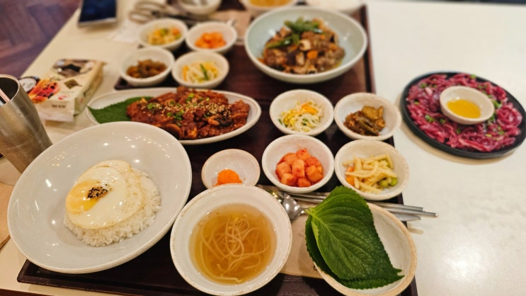  고속터미널역 맛집 한식 술집 무월식탁 일품 세트 반상 추천
