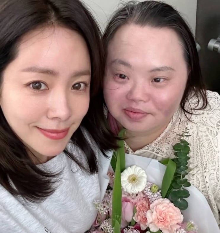  정은혜 작가 다운증후군 남편 조영남 결혼 나이 가족