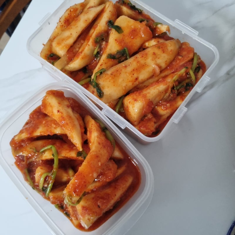비비고 총각김치, 홍진경 포기김치