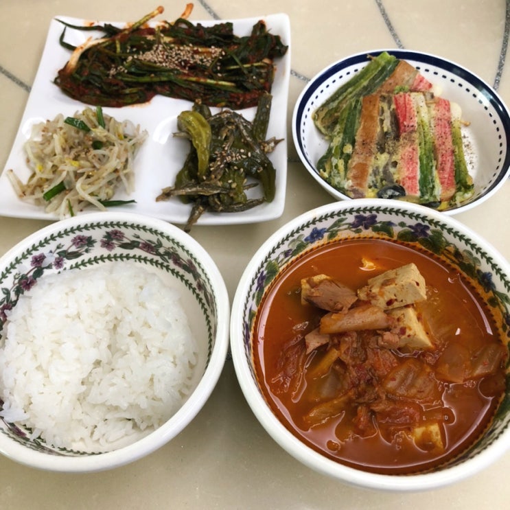  한 끼 힐링 엄마표 밥상 요리로 월요병 타파