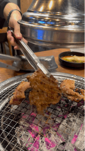  서가네 숯불갈비, 속초 교동 먹거리단지에 위치한 돼지고기 맛집