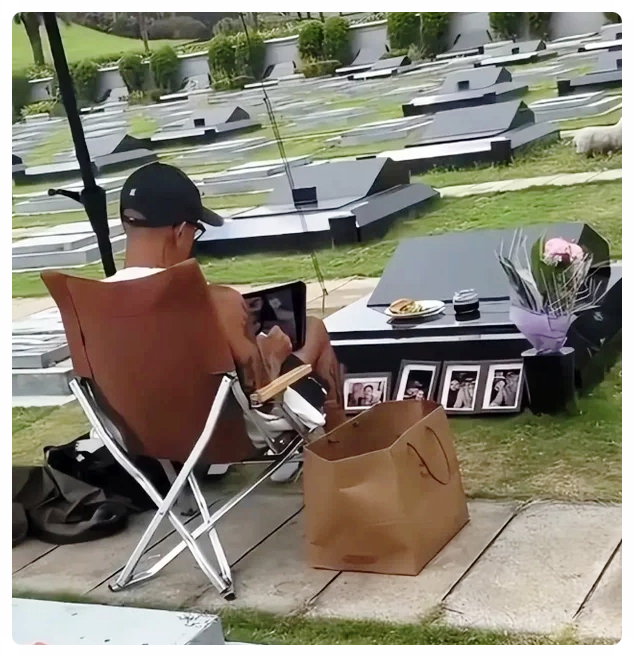  구준엽 근황 서희원 안타까운 이별 반년만 심경고백 금보산 눈물의 스케치 동상 제작 비화