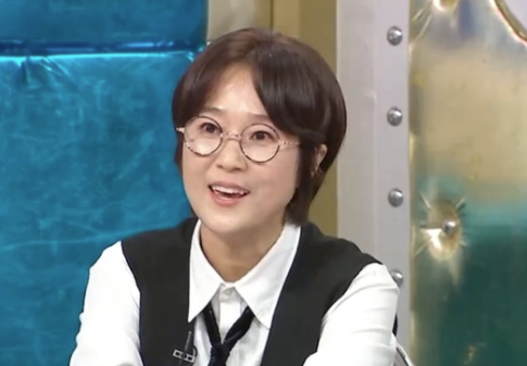  송은이, ‘라디오스타’서 100억 자산 회사 운영 소신 공개! 복지도 파격인데 퇴사 징크스까지?! 