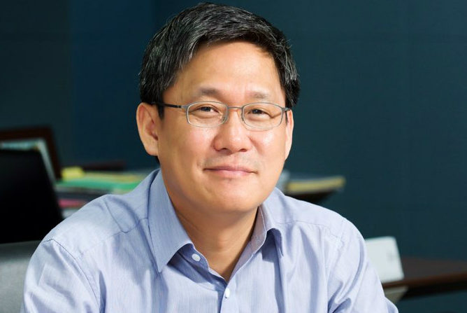 <b>김성수</b> <b>카카오엔터</b> 대표... 고가 인수 의혹 1심 <b>무죄</b> 판결 정리