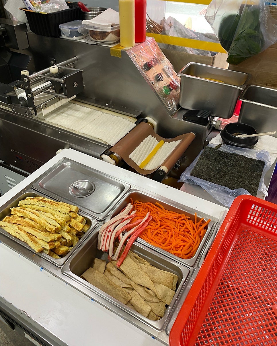아지매김밥천국 본점 사진 6